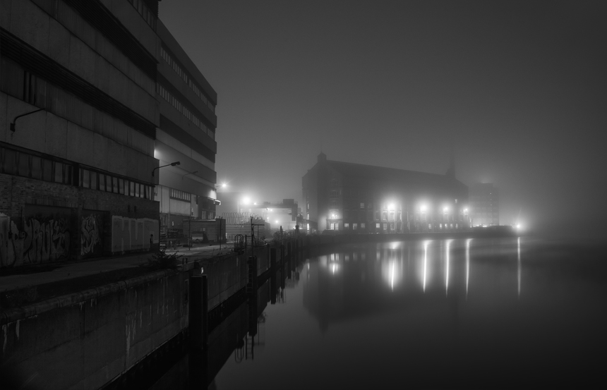 Berlin, spree, spreeriver, berlin by night, berlin at night, at night, berlin nights, fog, foggy, schöneweide, ddr, gdr, industry, industrie, fog, nebelfotograf berlin